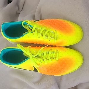 Nike Macinstax Shoes
